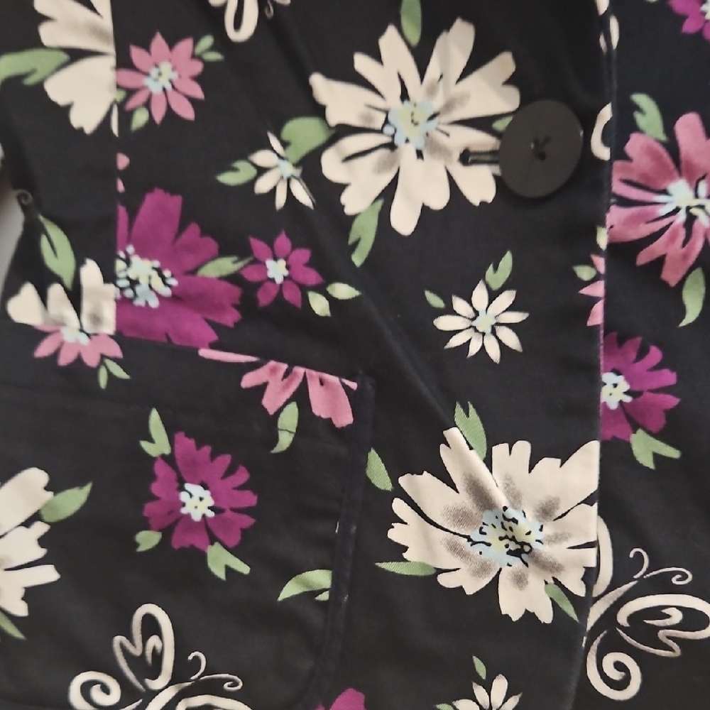 Casual Corner Black Floral Cropped Blazer - Purple & White - Size 0 Petite - Picture 3 of 5